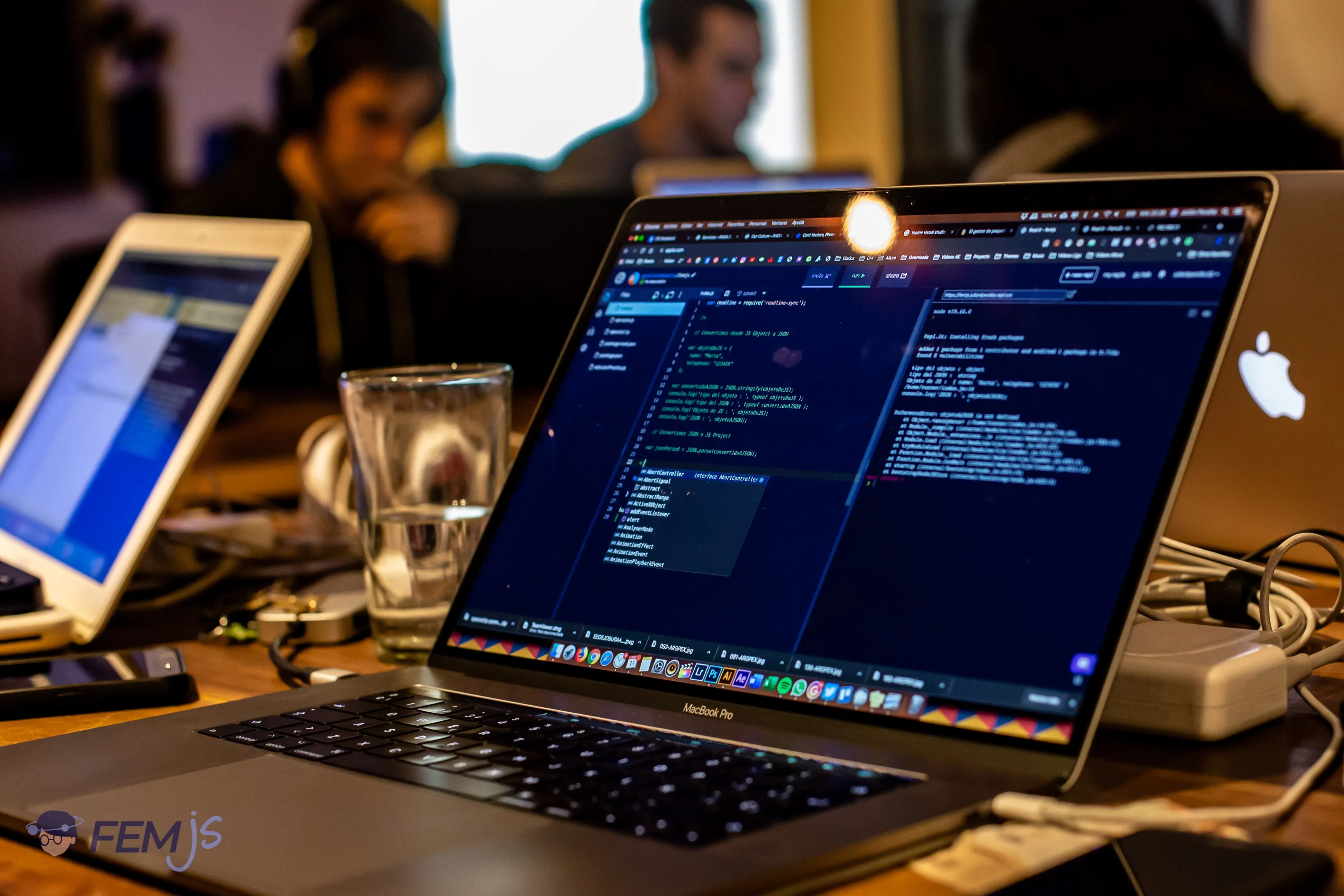 Laptop als symbool voor websites en online diensten